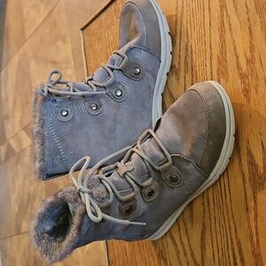 Sorel Lace-Up Explorer II Joan Fur Sneaker Boot size 11M Gray Tan
